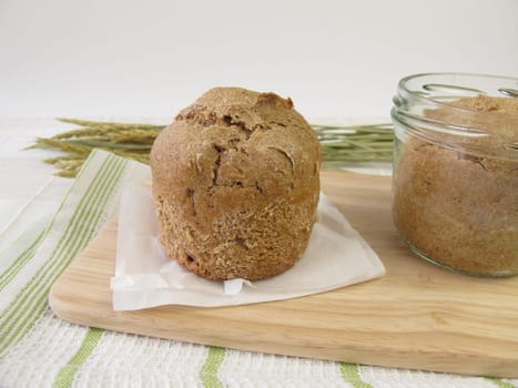 Spelt bread baked in glass