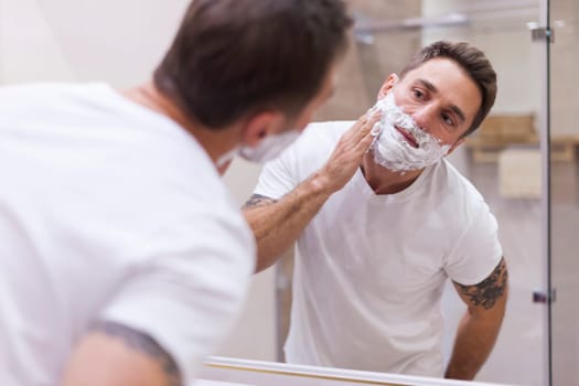 Prepping face for daily shaving