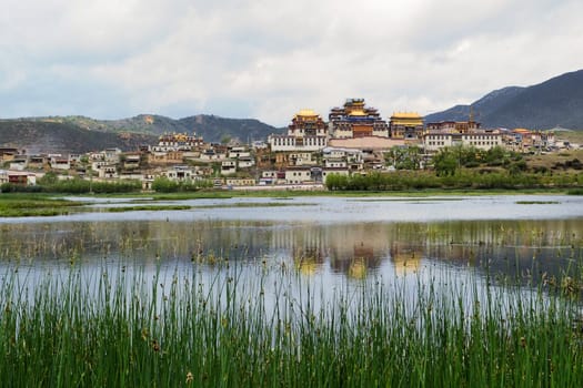 Songzanlin Tibetan Buddhist Mahayana Lamaist Monastery in Zhongdian, Shangri-La, Yunnan, China