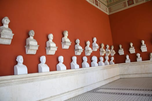In the Hall of Fame in Munich at the Theresienwiese,deserving personalities are exhibited in the colossal building with busts in the Doric columned hall.