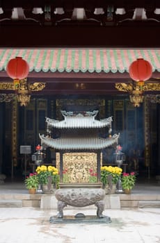 Decorative urn in a courtyard of a temple