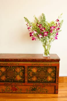 Flower vase on the table
