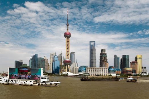 Oriental Pearl Tower, Huangpu River, Lujiazui, The Bund, Shanghai, China