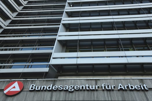 Every month,the Federal Labour Office in Nuremberg publishes the unemployment figures and the labour market situation for the Federal Republic of Germany. The building is located in the Nuremberg district of Ludwigsfeld.