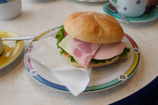 Ham sandwich with lettuce