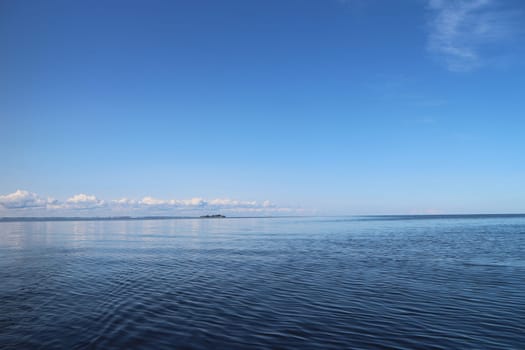 blue lake, beautiful seascape clear sky cloud on the horizon