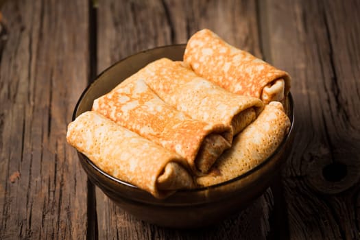 Pancakes with cottage cheese filling