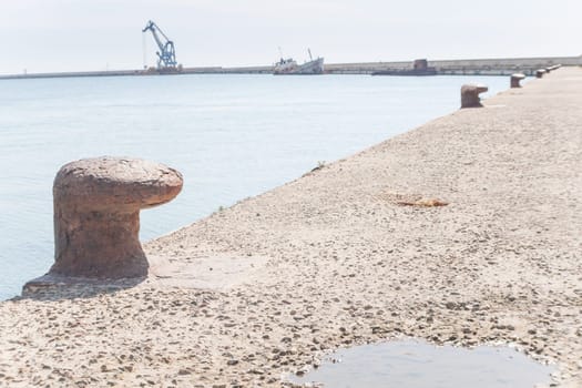 rusty mooring line in Cagliari harbor