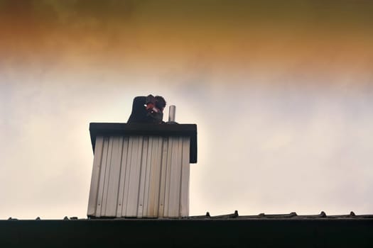 Chimney is renovated and renovated by inserting a plastic pipe or stainless steel pipe in the chimney.