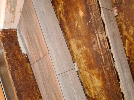 Restore stairs, rebuild with tiles, adjust clinker, lay