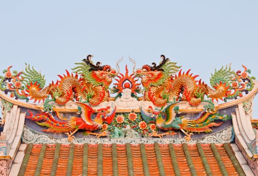 Chinese style dragon statue