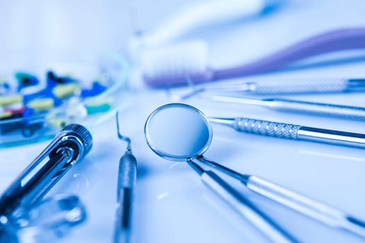 Stomatology equipment for dental care