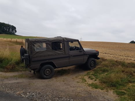 Small four-wheel drive SUV