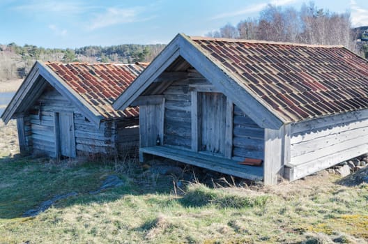 two old boathouse small and beutiful no boat in now