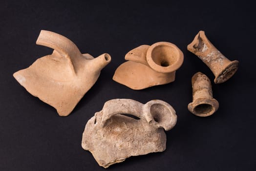 rest of ancient roman vases found near Rome sea