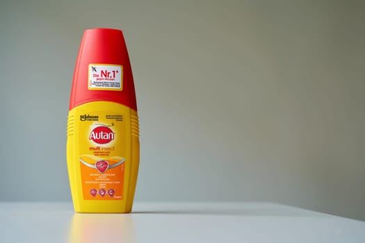 Autan insect repellent from the family company SC Johnson & Son for repelling ticks, mosquitoes and other insects with copyspace on right side