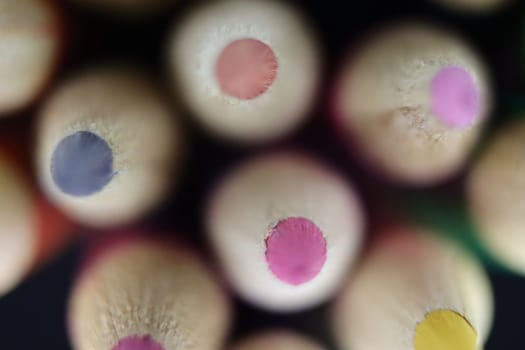beautiful colored pencils to draw wood coloring