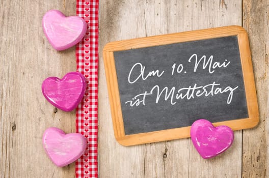 Table with hearts - 10 May is Mother's Day