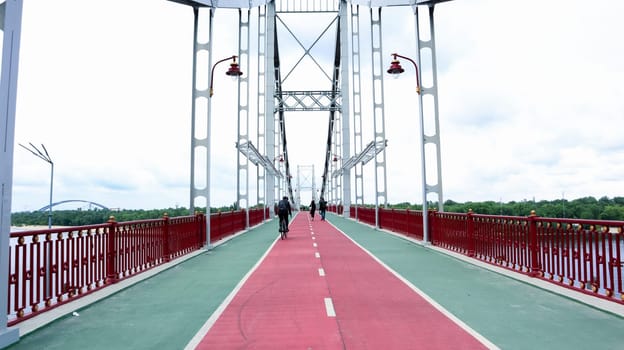 Park pedestrian bridge over the Dnieper River, which connects the central part of Kiev with the park area and the beaches of Trukhanovy Island. Without people
