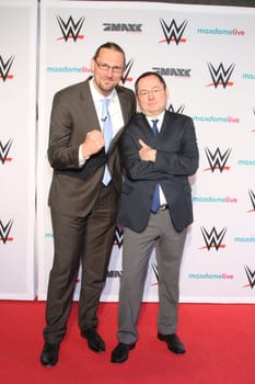Holger Boeschen,Carsten Schaefer,WWE Live,O2 World Hamburg,15.04.2015