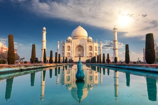 Taj Mahal Mausoleum in India, famous view.