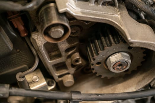 Pulley in the car engine