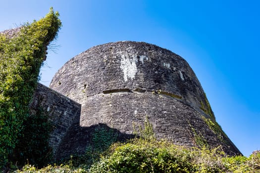 Ruined Dinefwr (Dynevor) Castle overlooking the River Tywi - Llandeilo, Carmarthenshire, Wales, United Kingdom