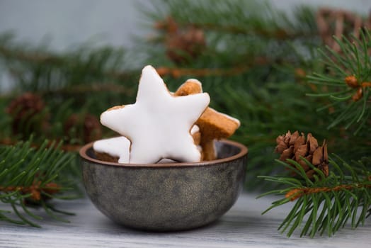 Cinnamon stars, traditional german christmas cookies, gingerbread, empty copy space