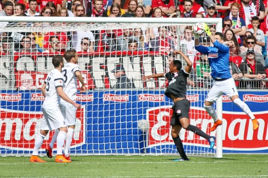 Goalkeeper Roman Bürki (Freiburg) intercepts the ball - . 14/15 Bundesliga