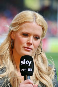 SKY Presenter Anna Sarah Lange - Bundesliga 14/15