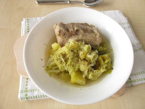 Wirsing stew with ribs