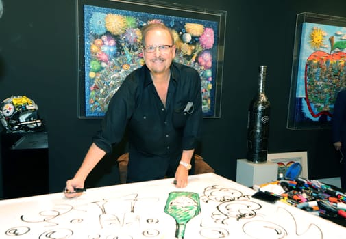 Charles Fazzino at the Galerie Mensing Hamburg . exhibition of Charles Fazzino artwork in Germany 2021