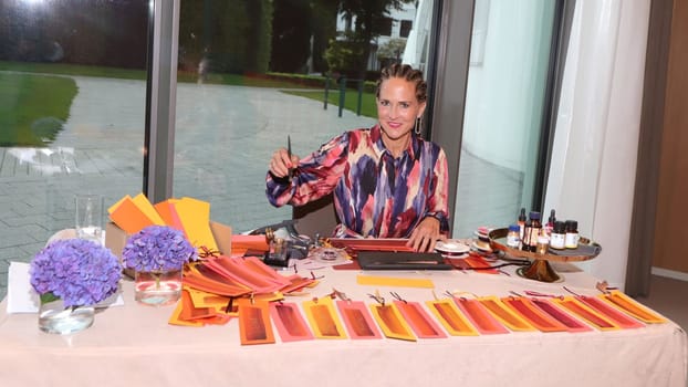 Jeannine Platz , Artist, . Indian Summer Festival  from  Stiftung Kinderjahre ev and   The Fontenay  Hamburg