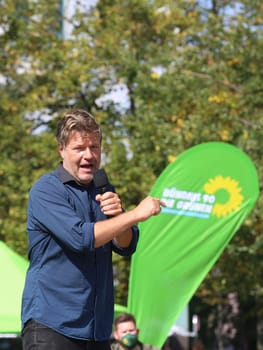deutscher Politiker Robert Habeck Partei Bündnis 90 Die Grünen