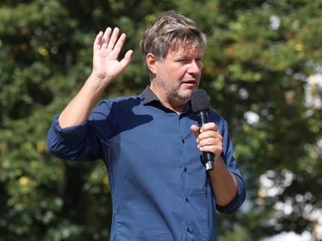 deutscher Politiker Robert Habeck Partei Bündnis 90 Die Grünen