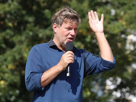 deutscher Politiker Robert Habeck Partei Bündnis 90 Die Grünen