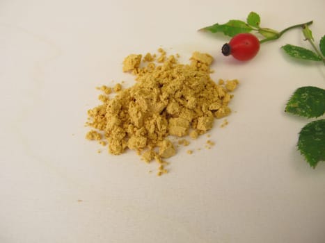 Rose hip seed powder from the red dog rose