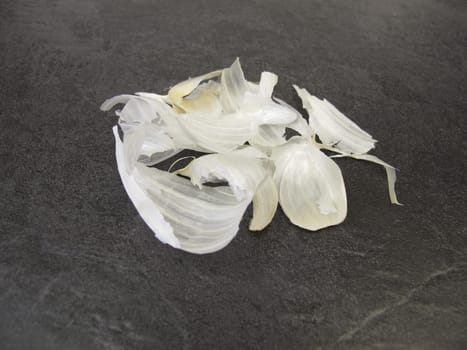 Garlic peel, outer layers of thin sheathing leaves from garlic