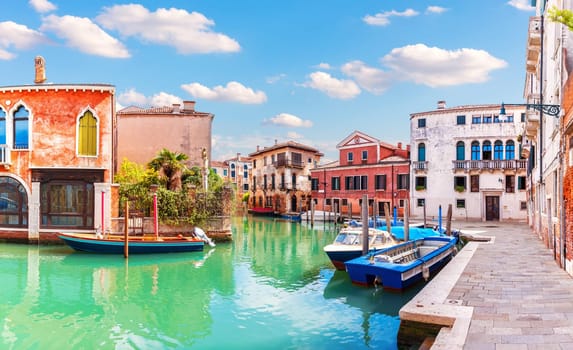 An ordinary Italian quiet courtyard in Venice.