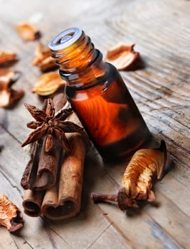 Essential oil with cinnamon and anise seed