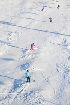 Downhill skiing