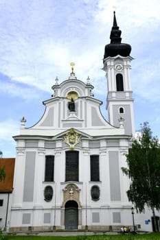 The Marienmünster in Dießen on the Bavarian Ammersee was built in the baroque style from 1720. It is a listed building. Dießen is located in Upper Bavaria in the Landsberg am Lech district.