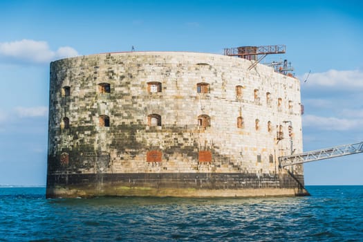 Le Fort Boyard dans l'embouchure de la Charente en France