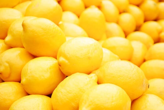 Fresh lemons at green market