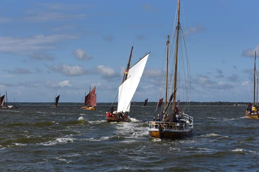 Zeesboot regattas take place annually in the Boddenlandschaft in Mecklenburg-Vorpommern. Zeesboot regattas take place annually in the lagoon landscape in Mecklenburg-Western Pomerania.