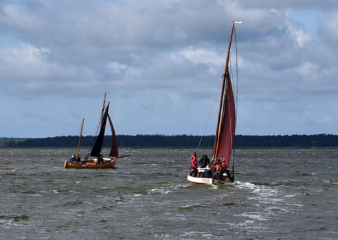 Zeesboot regattas take place annually in the Boddenlandschaft in Mecklenburg-Vorpommern. Zeesboot regattas take place annually in the lagoon landscape in Mecklenburg-Western Pomerania.
