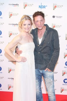 Kim Sarahbrandts,Dirk Moritz,photo opportunity at the Jubilaeums-Event 2000 episodes Red Roses,Knight Academy Lueneburg,24.04.2015