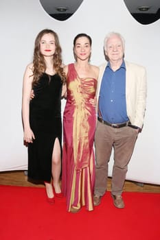 Paula Franke,Anja Franke,Holger Franke,photo opportunity at the Jubilaeums-Event 2000 episodes Red Roses,Knight's Academy Lueneburg,24.04.2015