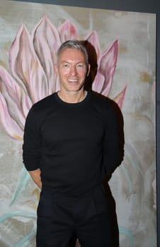 Artist Maximilian Magnus Vernissage . Exhibition of the artists   in the D1 Gallery Hamburg