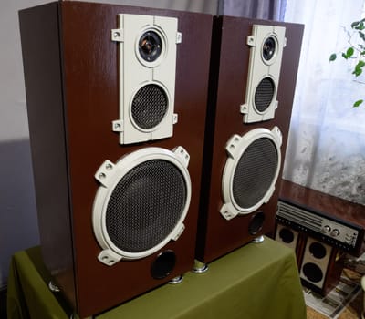 Music speakers vintage speakers. the Vintage speakers.
